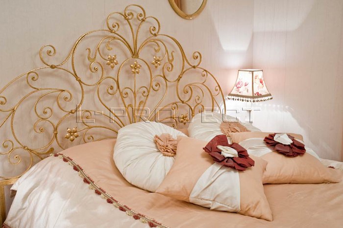 Текстильный дизайн интерьера: Москва, Архитктора Власова. Шторы для спальни